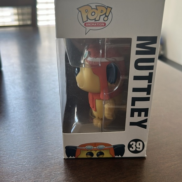 Funko Pop! Hannah Barbara old school Muttley Figure - Orange and Yellow - Picture 2 of 4